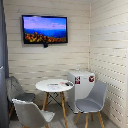 Lodge Yaremchuk Tyudov